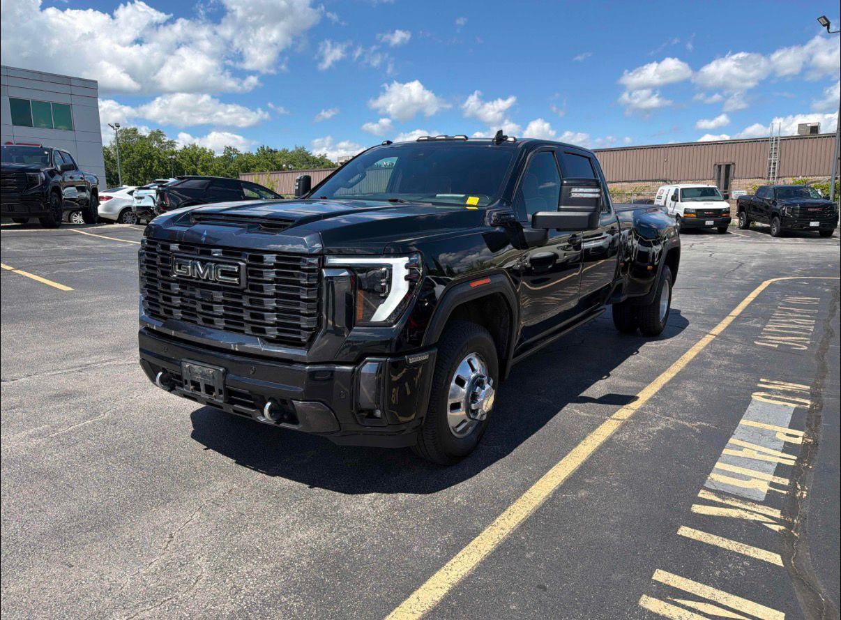 2024 GMC Sierra 3500HD Denali Ultimate — House of Motors