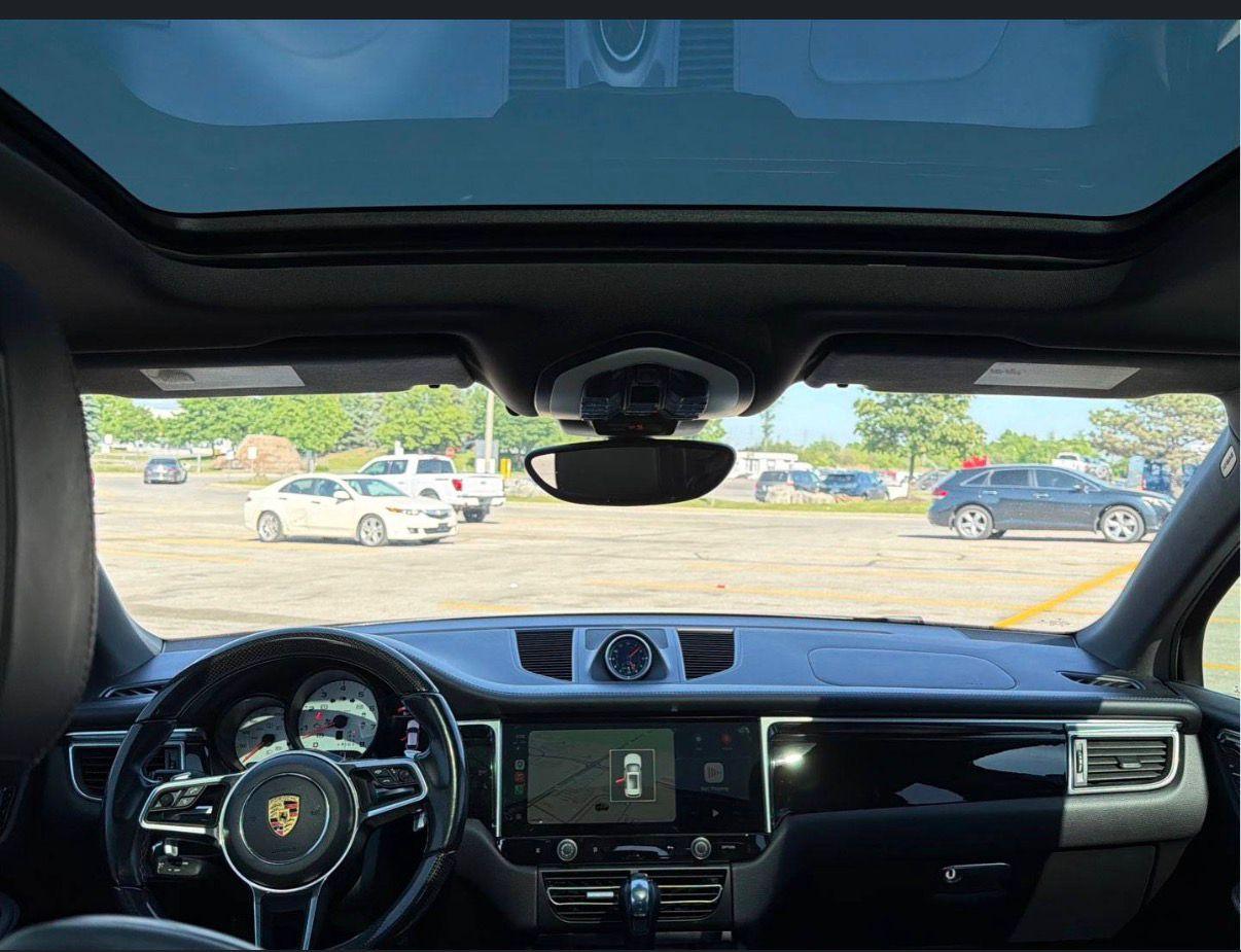 2018 Porsche Macan — photo 8