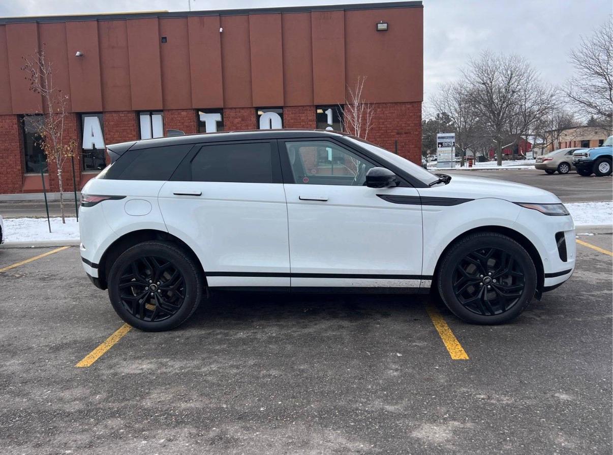 2021 Land Rover Range Rover Evoque — photo 4