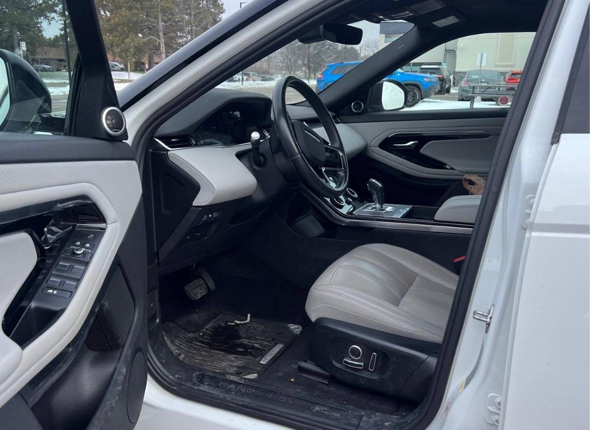 2021 Land Rover Range Rover Evoque — photo 8